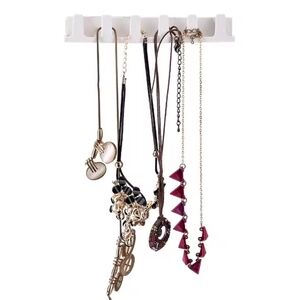 Wall mount necklace holder punch free